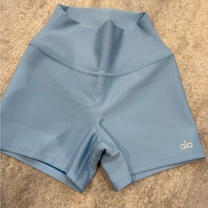 ALO Yoga Women's Light Blue Bike Shorts - size XS